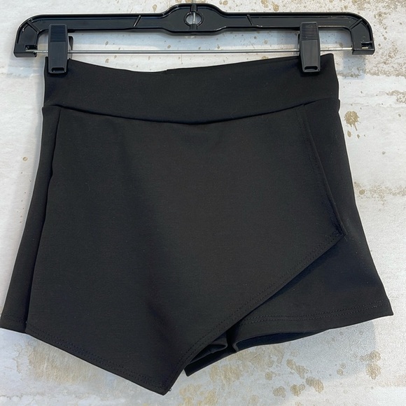 Kids layered flap skort (new without tag) - Picture 1 of 4